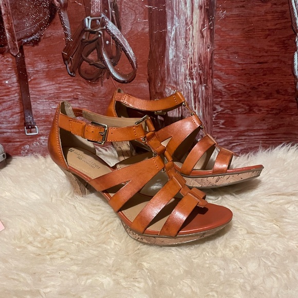 New Naturalizer leather shoes - Picture 10 of 10